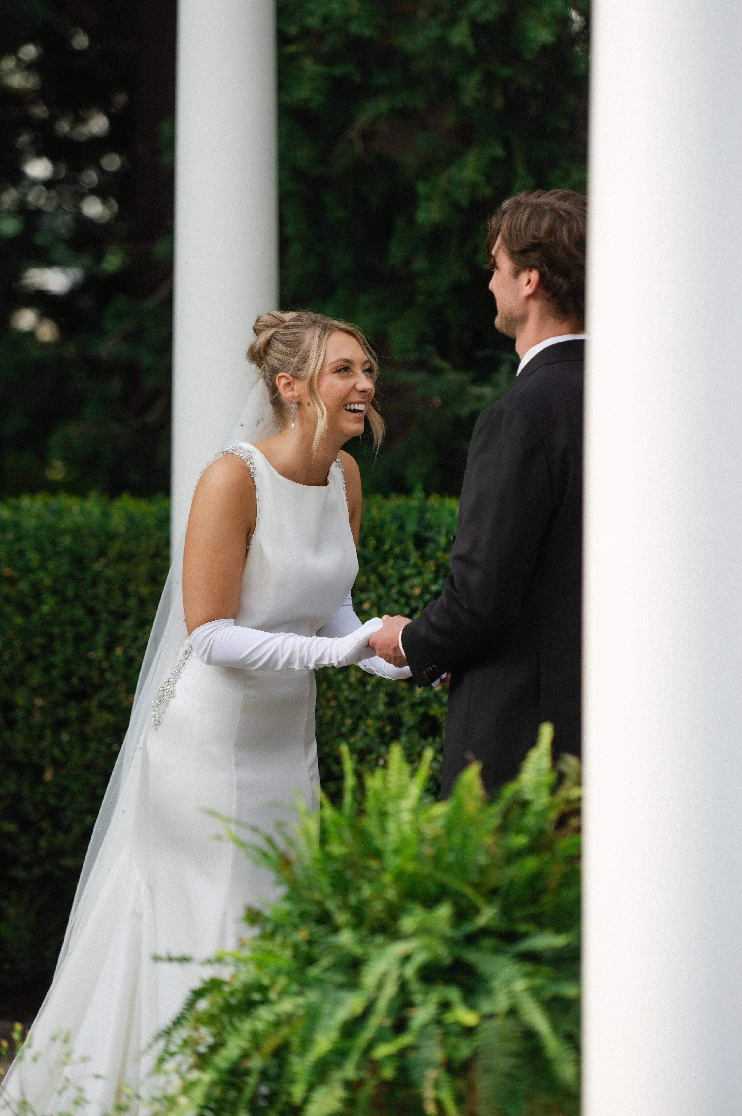 candid wedding photographer