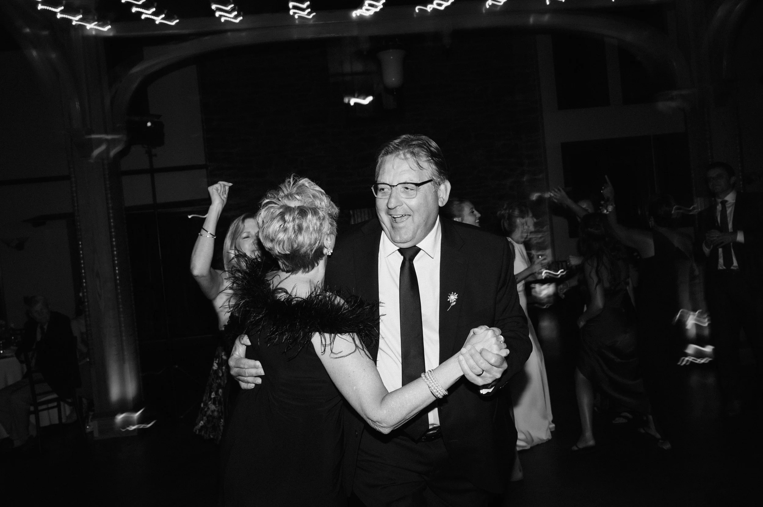 documentary wedding photographer near philadelphia pa