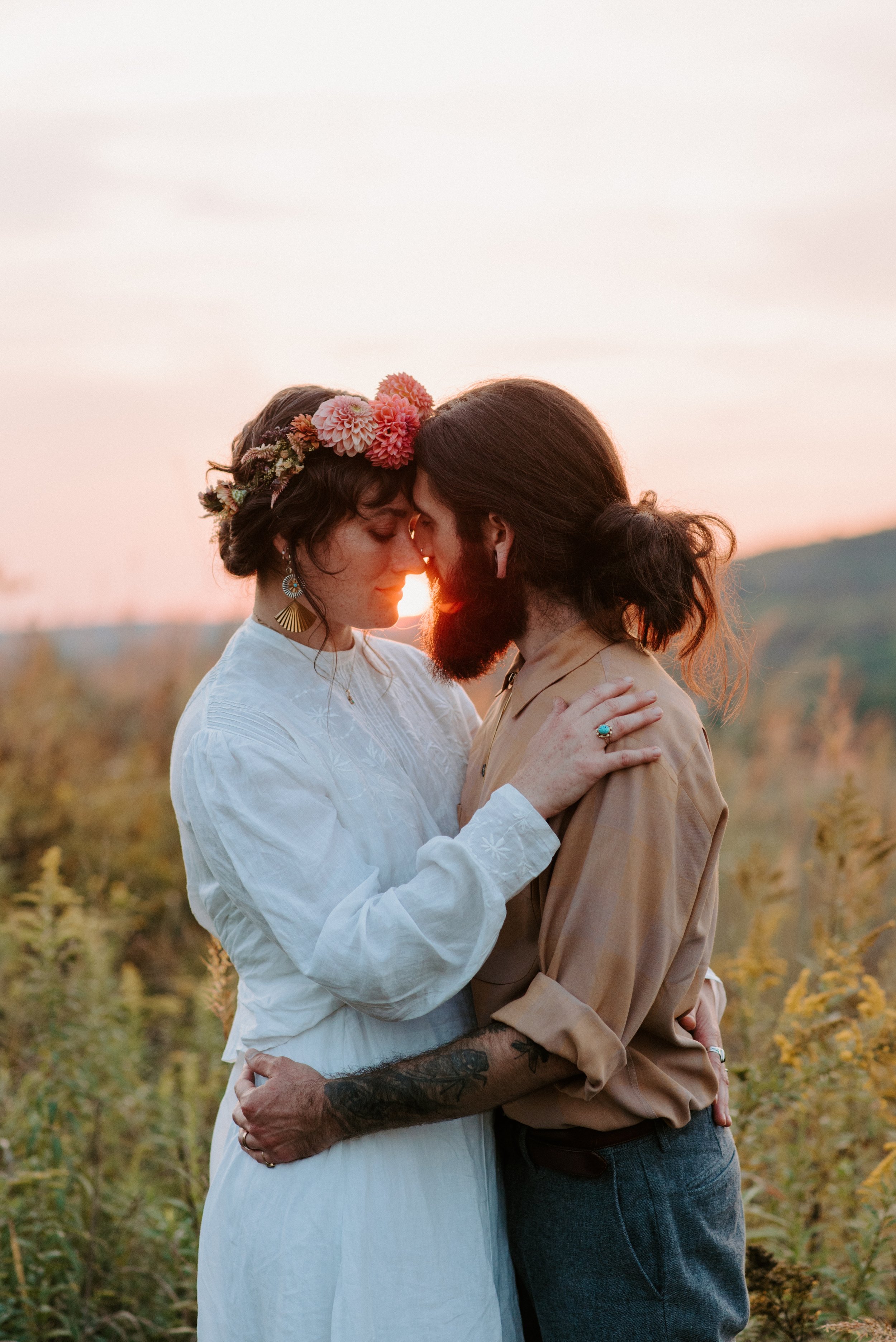 vow renewal on the appalachian trail captured by lehigh valley wedding and elopement photographer