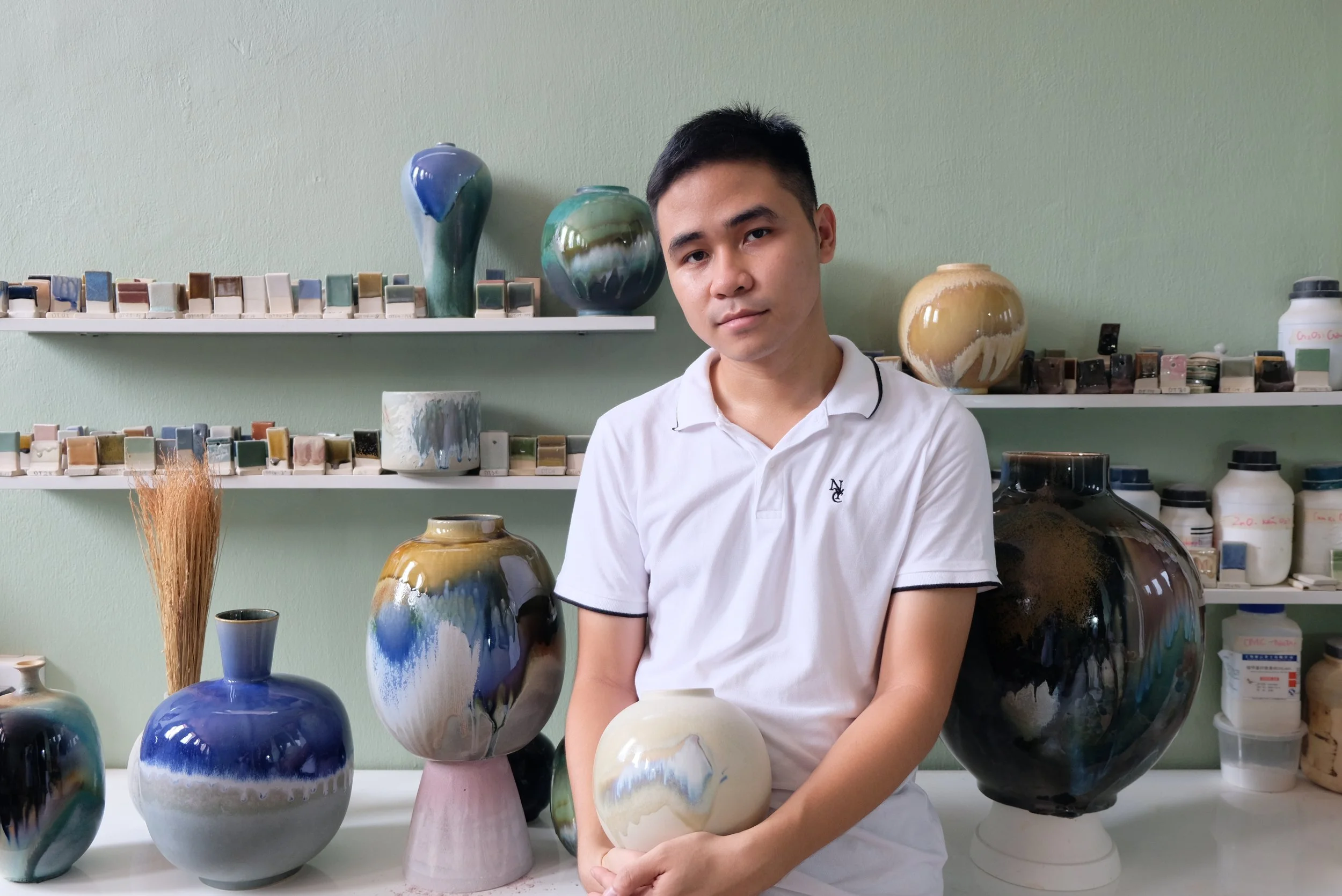 Bát Tràng - làng gốm, làng văn.