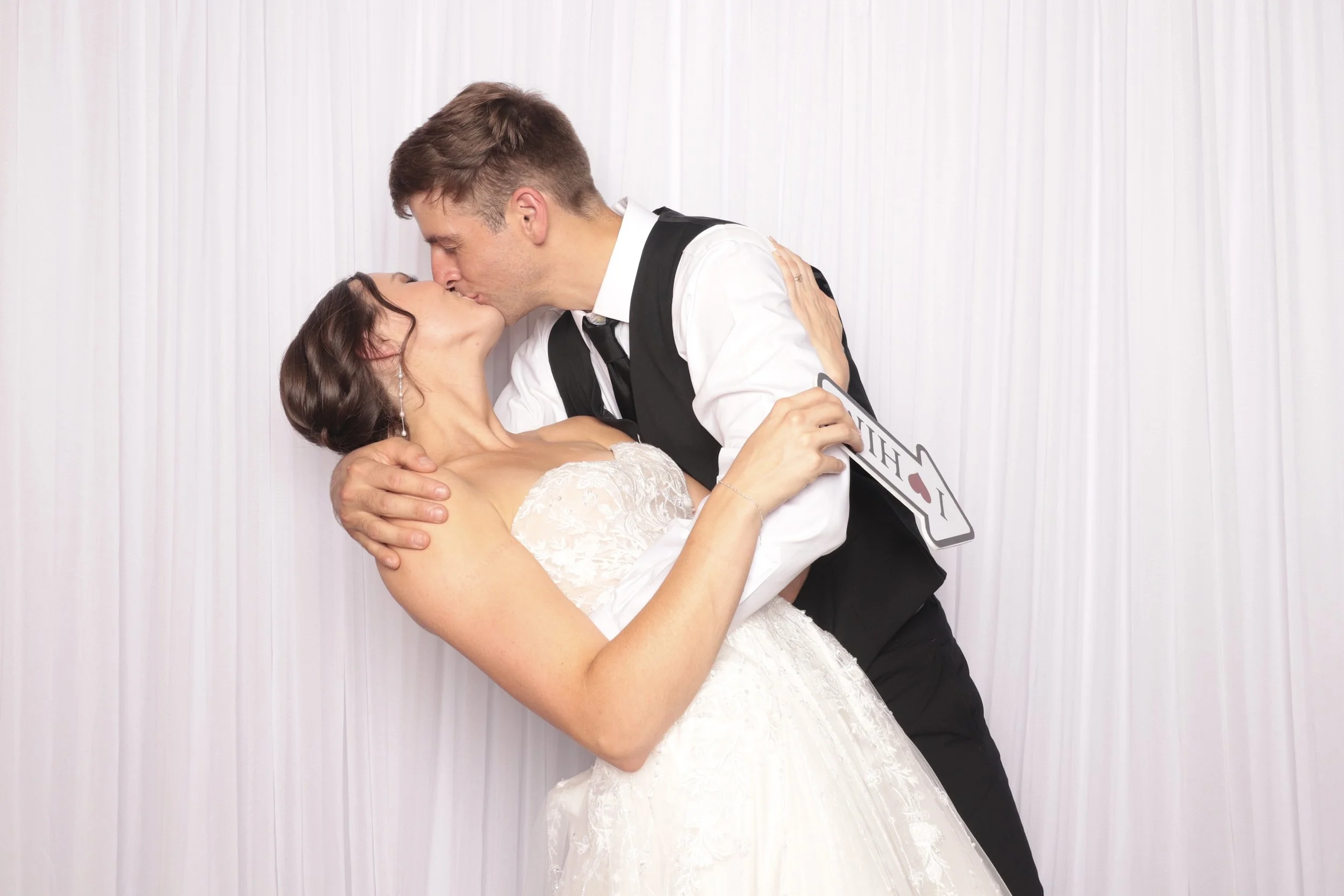 D5522717-FE8B-4F1D-8A21-85A91C7A2F9B_3 2.jpg