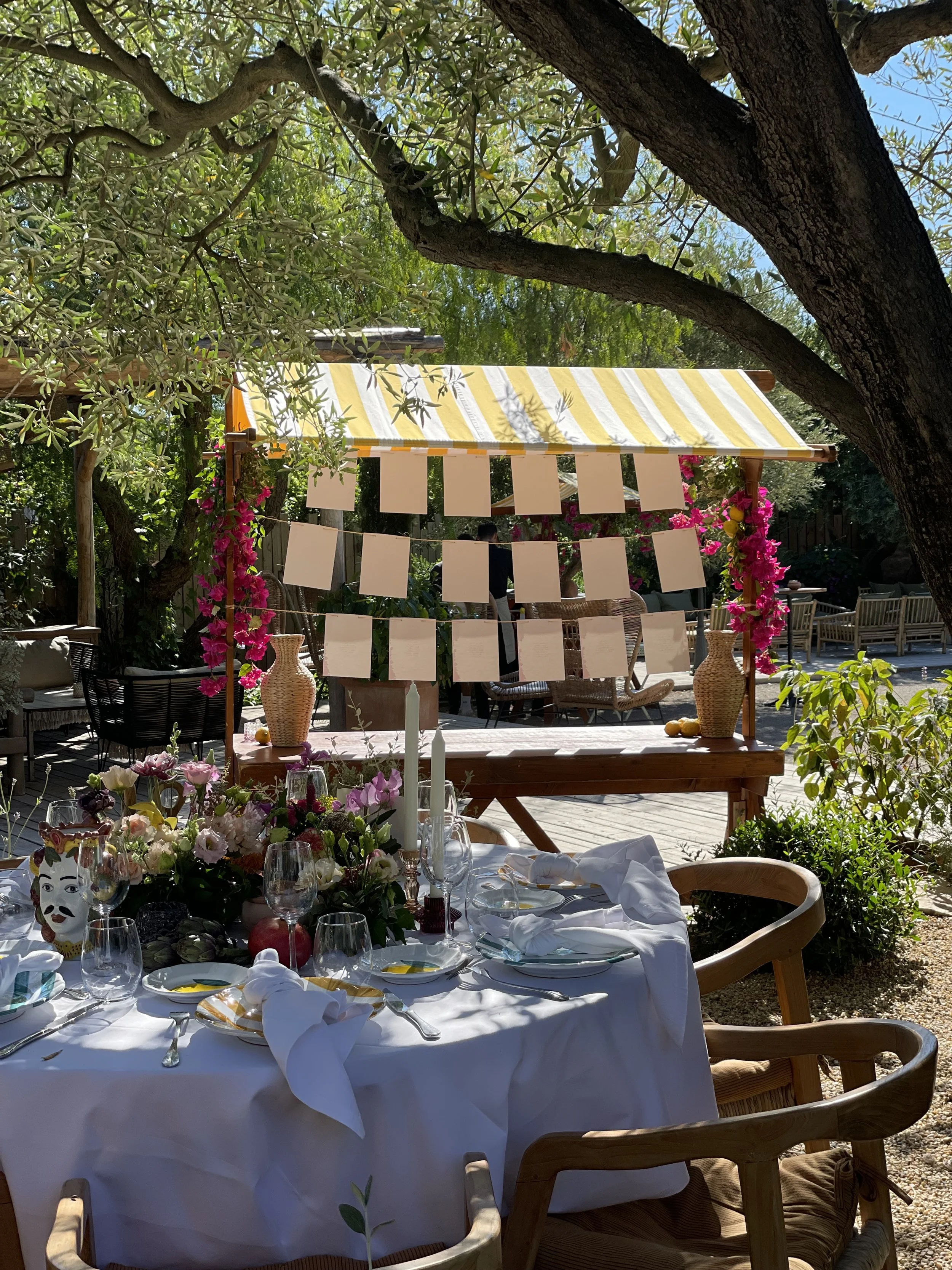 victoire-jeanne-mariage-fleuriste-fleurs-livraison-enterrement-marseille-var-sanary-toulon8615.jpeg