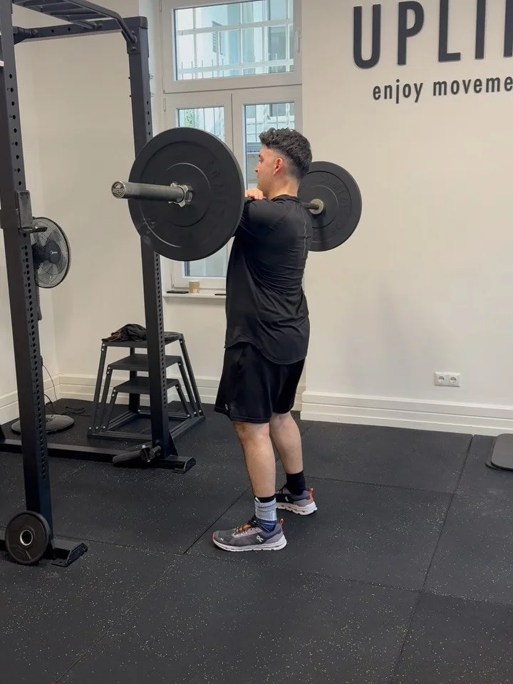 The Weekly Roundup 🙌 

1. Front squats are back in the training plan for the first time in a long time. They are challenging but once you get comfortable with them they are super fun 💪 Engin has been absolutely smashing out training the last few mo