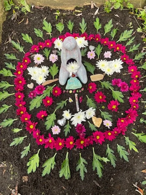 Goddess centre pink flower circle 2.jpeg