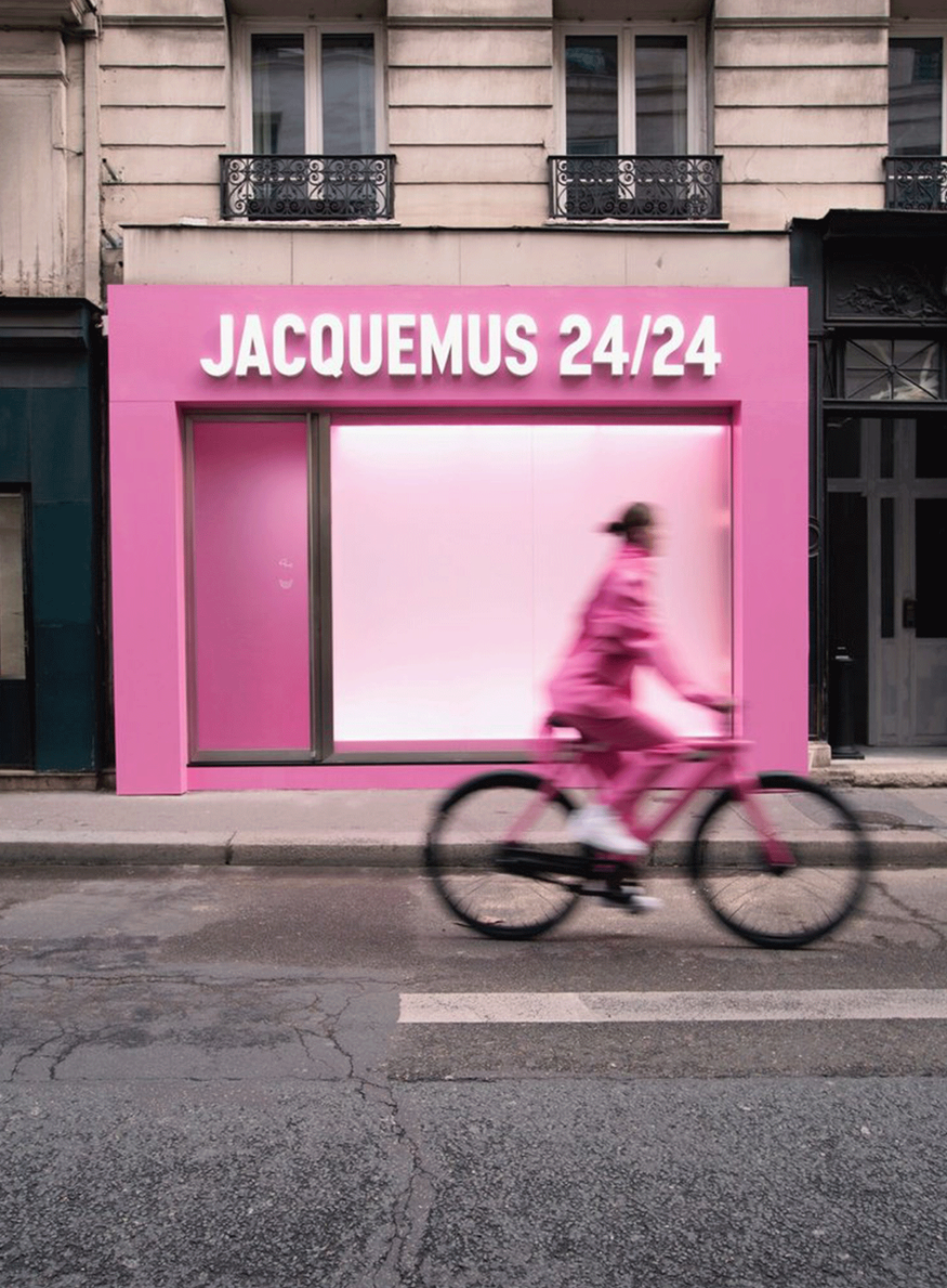 875-875-jacquemus-pop-up-24_ceeaa55ccfc21429450866fd25b37ecf.png