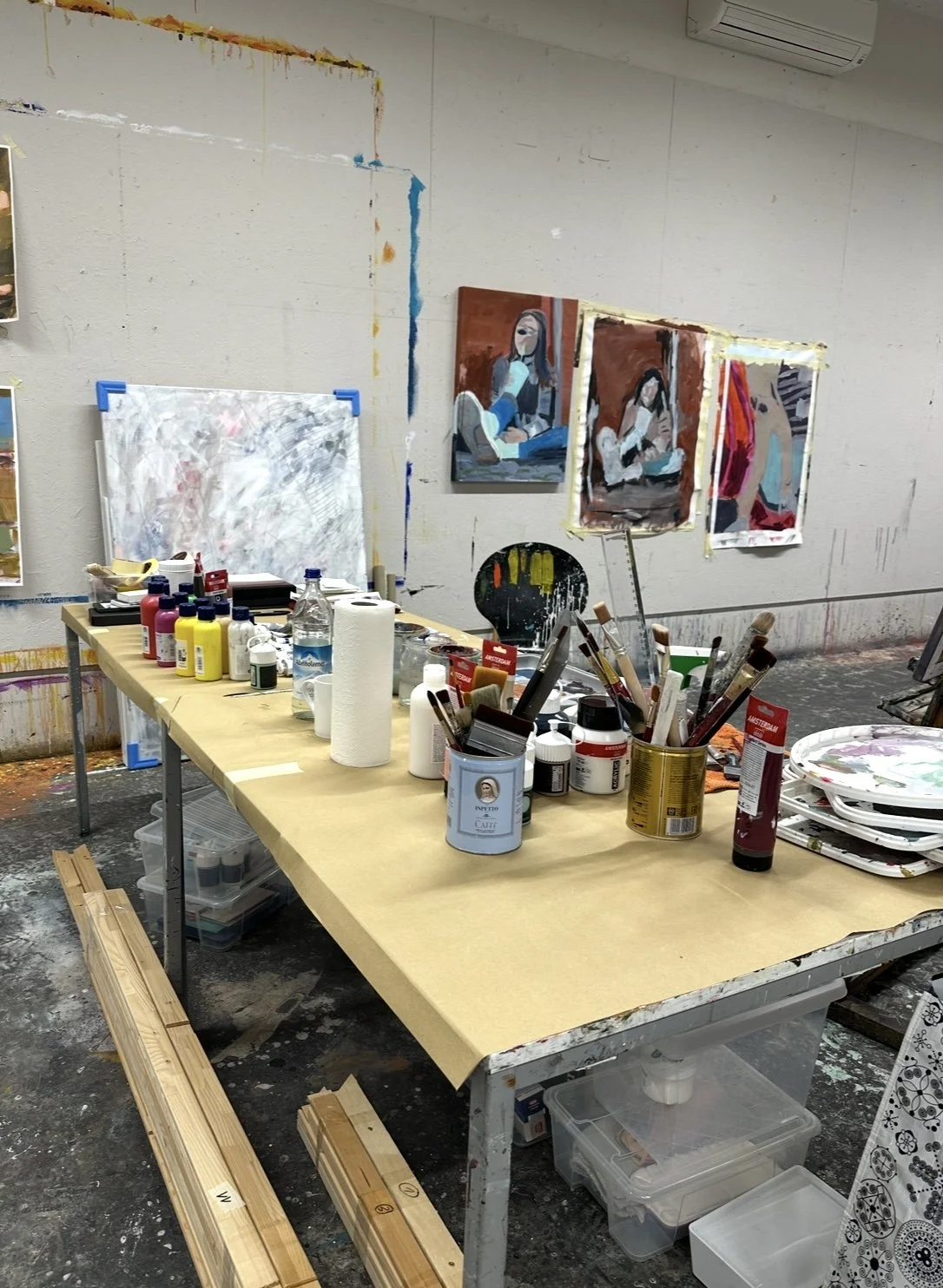 Zwischen Pinseln, Farbe und dem Mut, neu anzufangen.