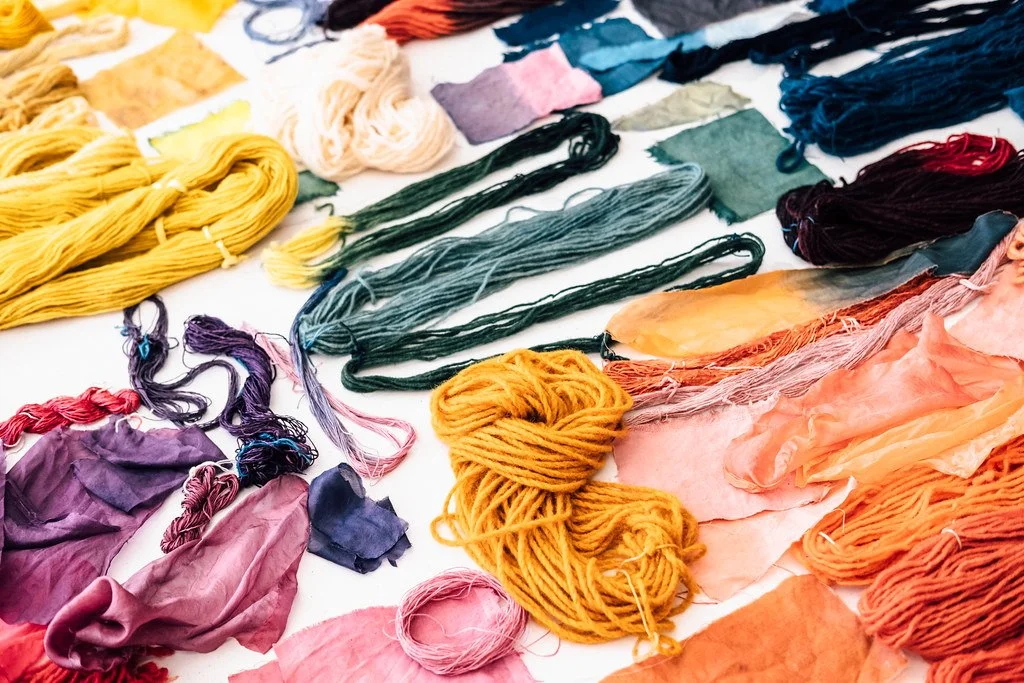 Natural Dyeing School para projeto “Revive”