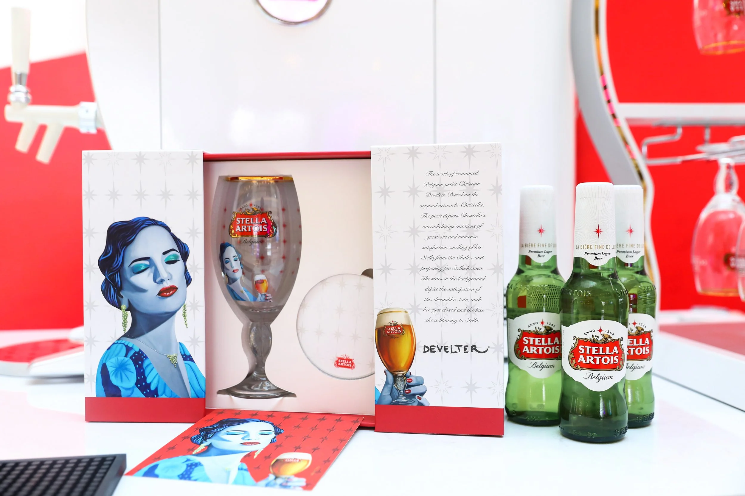Stella Artois 'Christella' - Christian Develter
