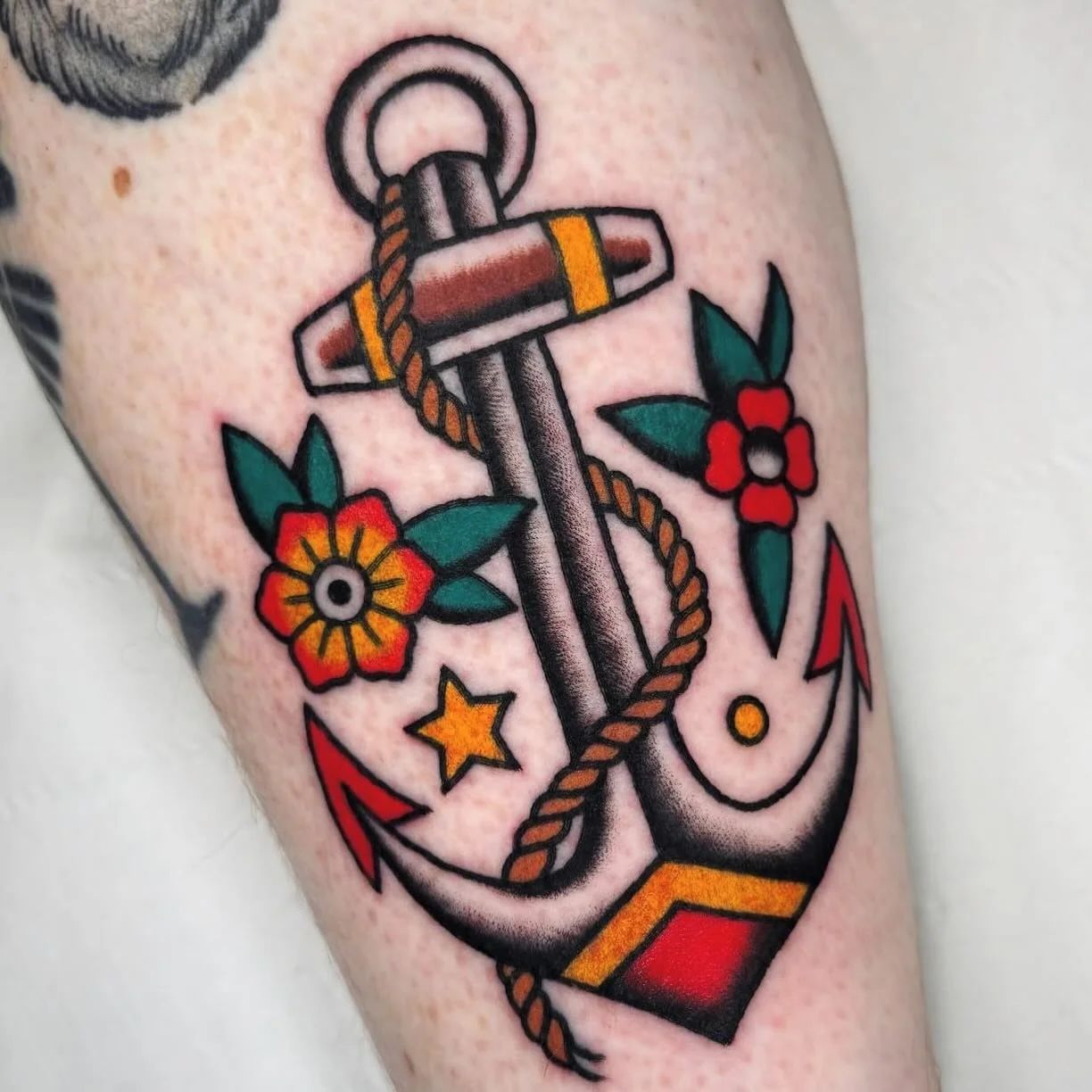 A perfect trad anchor from @joshbtattoo ⚓️

#tradtattoo #bristoltradtattoo #anchortattoo #bristoltattoo