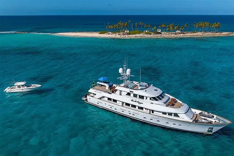 Embark on your dream vacation with our extensive global yacht charter portfolio. Explore a world of possibilities with access to over 3,000 yachts, cruising the most sought-after destinations including the Mediterranean, Caribbean, South America, and