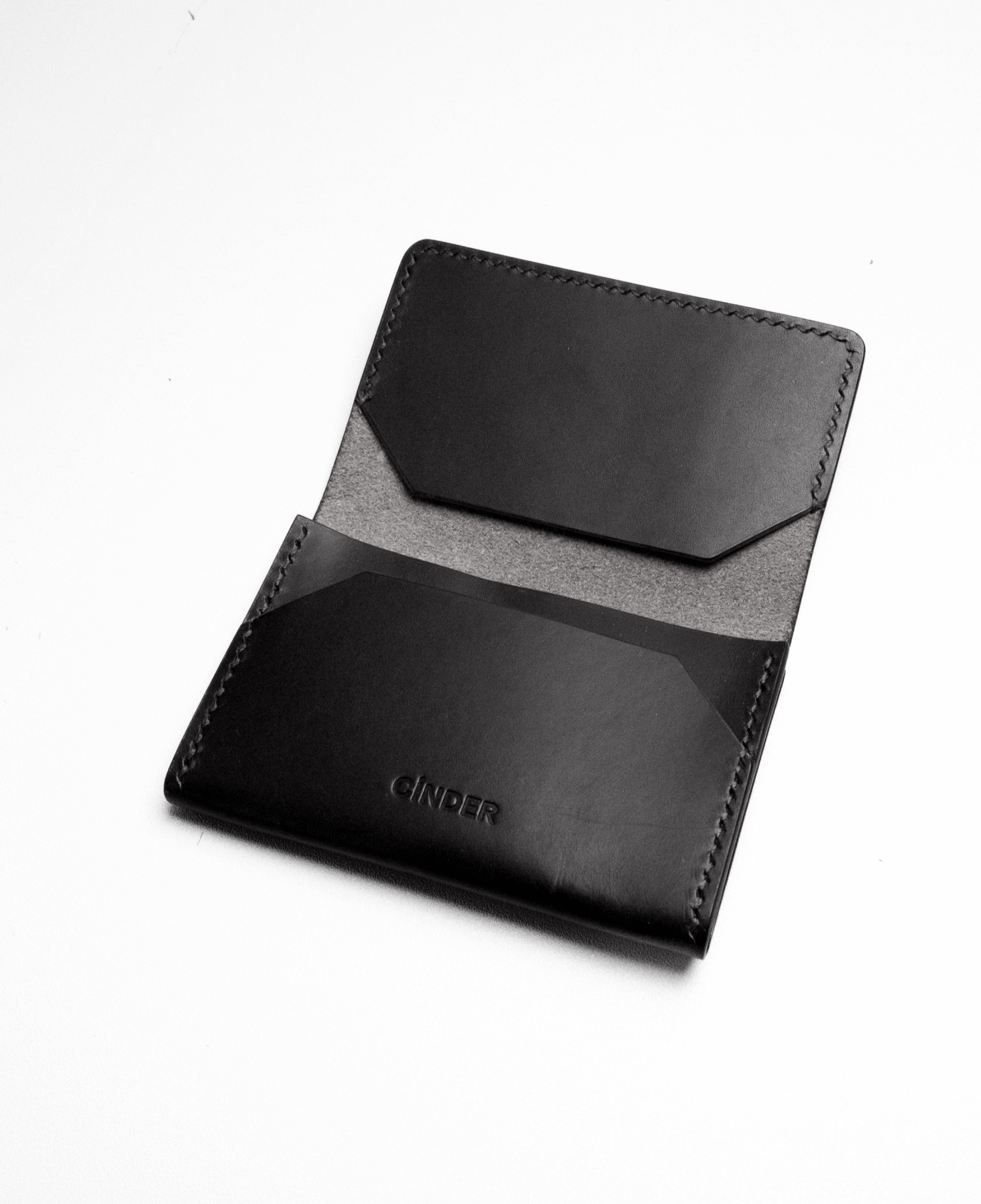 CinderProjects_CardWallet_Black_4.png