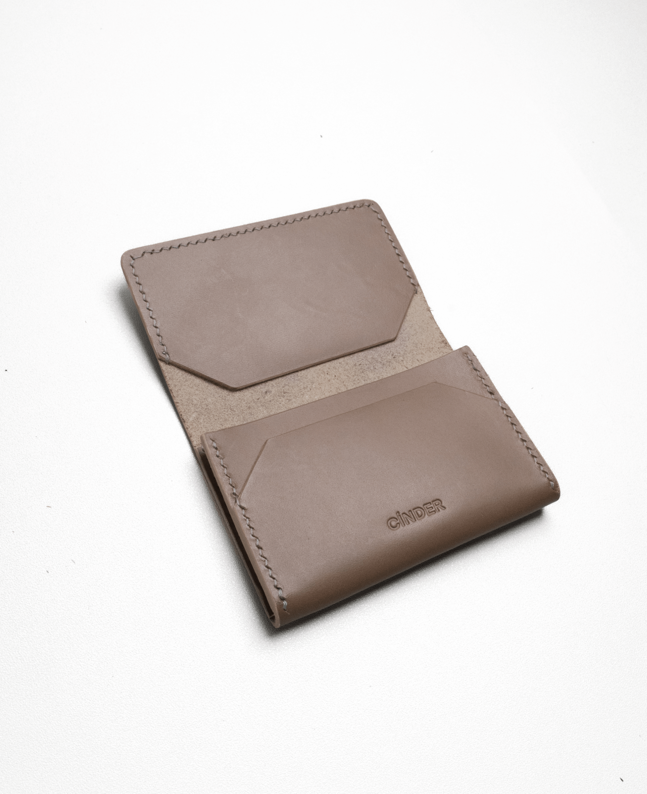 CinderProjects_CardWallet_Taupe_3.png
