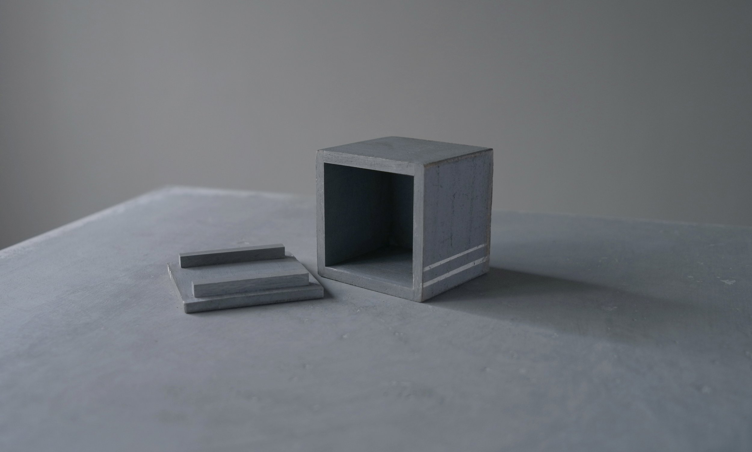 Michiko-Iwata-Object-13-Box-e.jpg