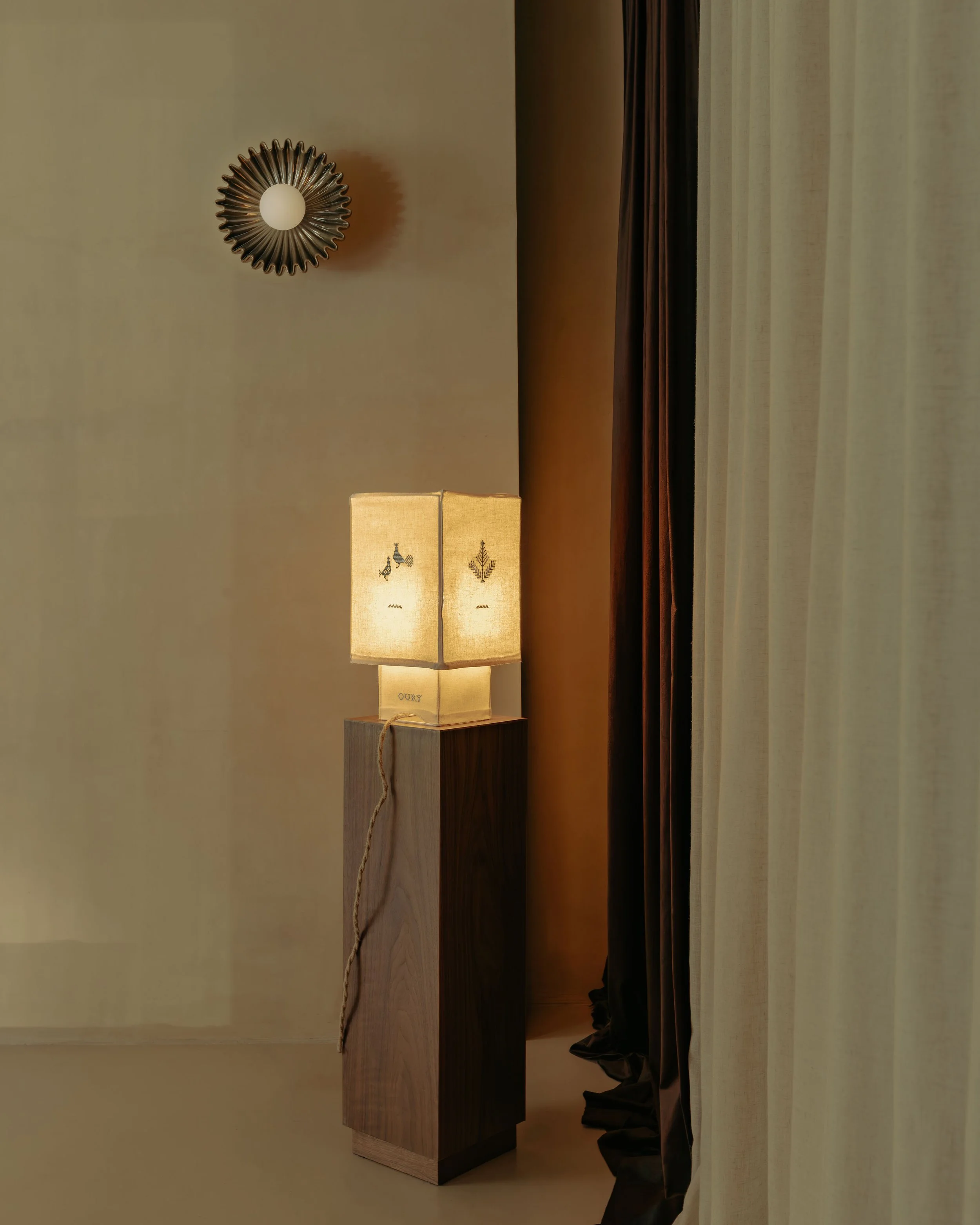 SET DESIGN: A daily gesture that becomes an adventure in collaboration with Oury Home
