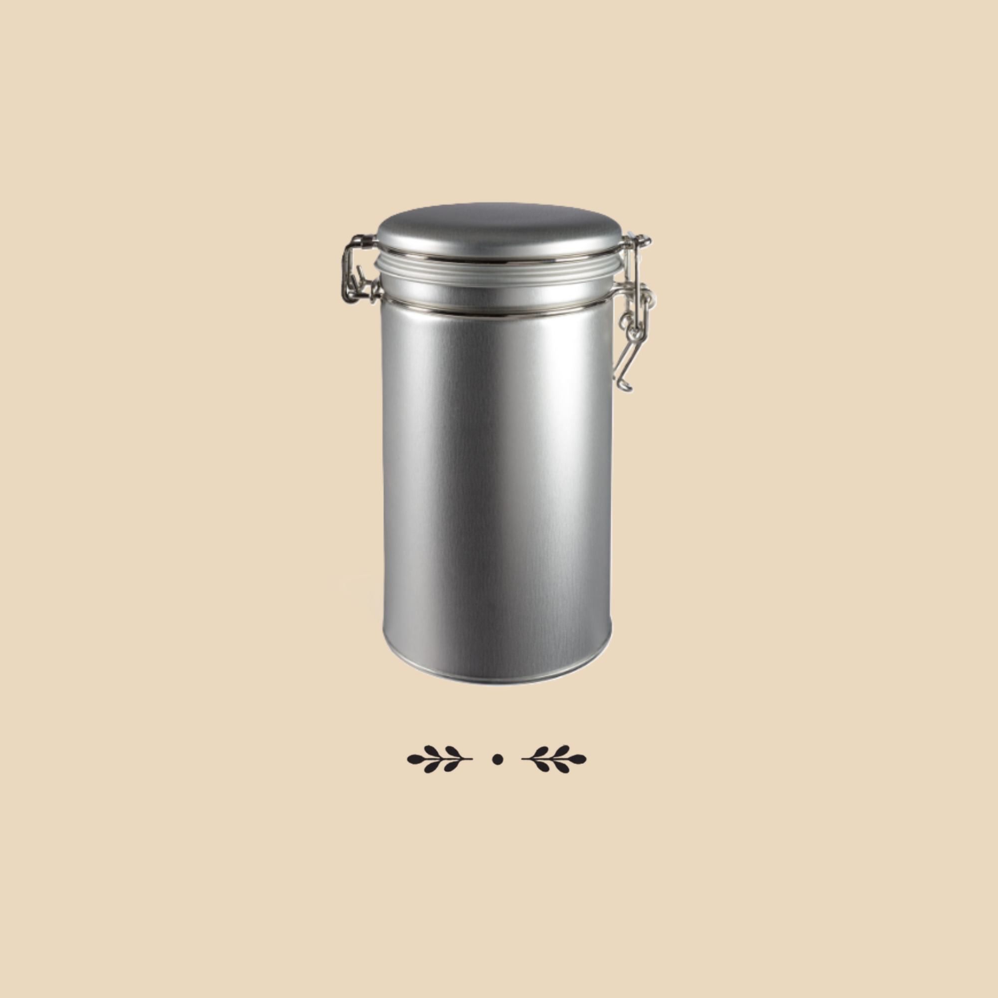 Tea Tin with latch.png