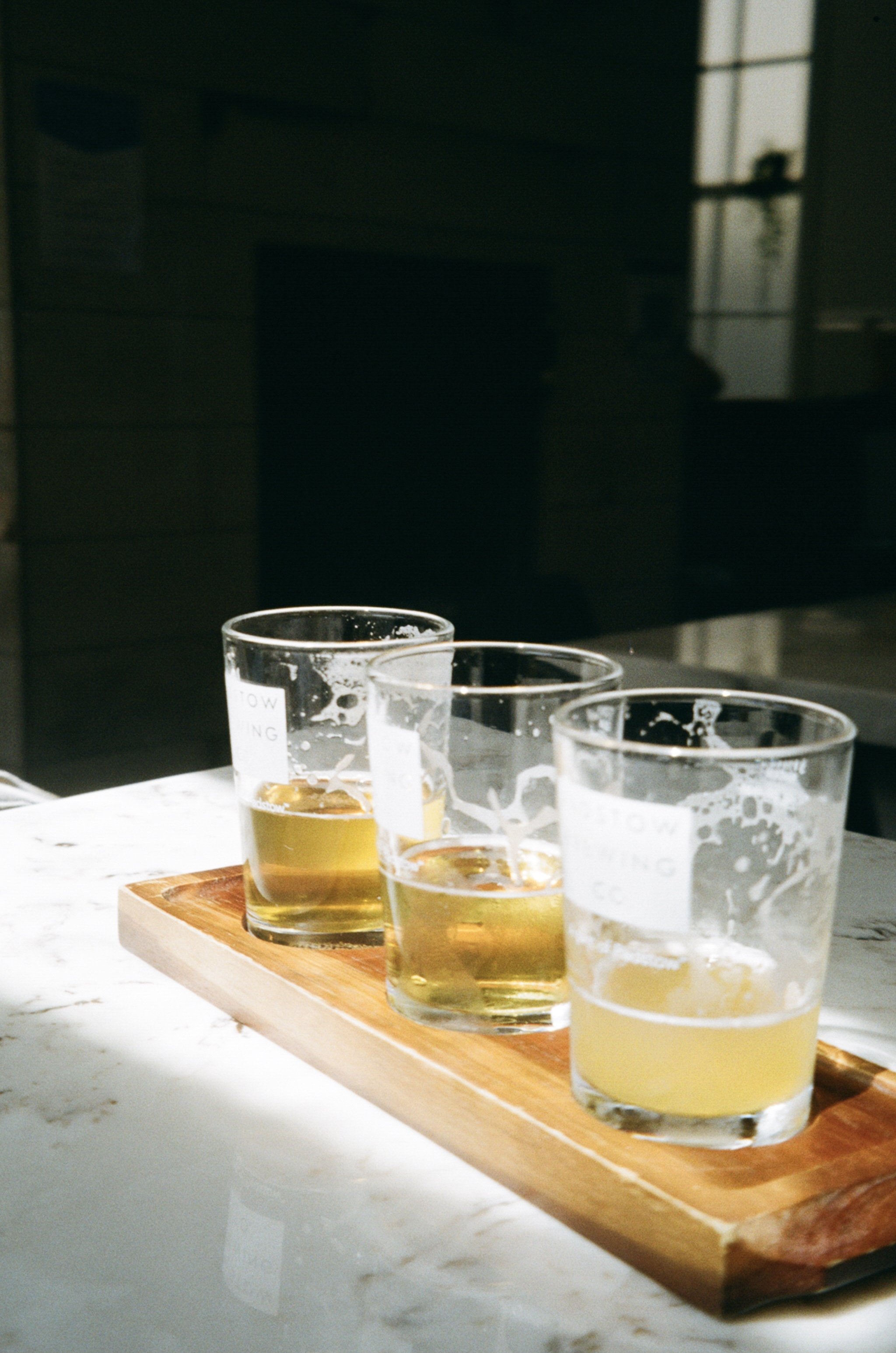 Katharine–Sohn–Cornwall-England-photojournal-taproomflight.JPG