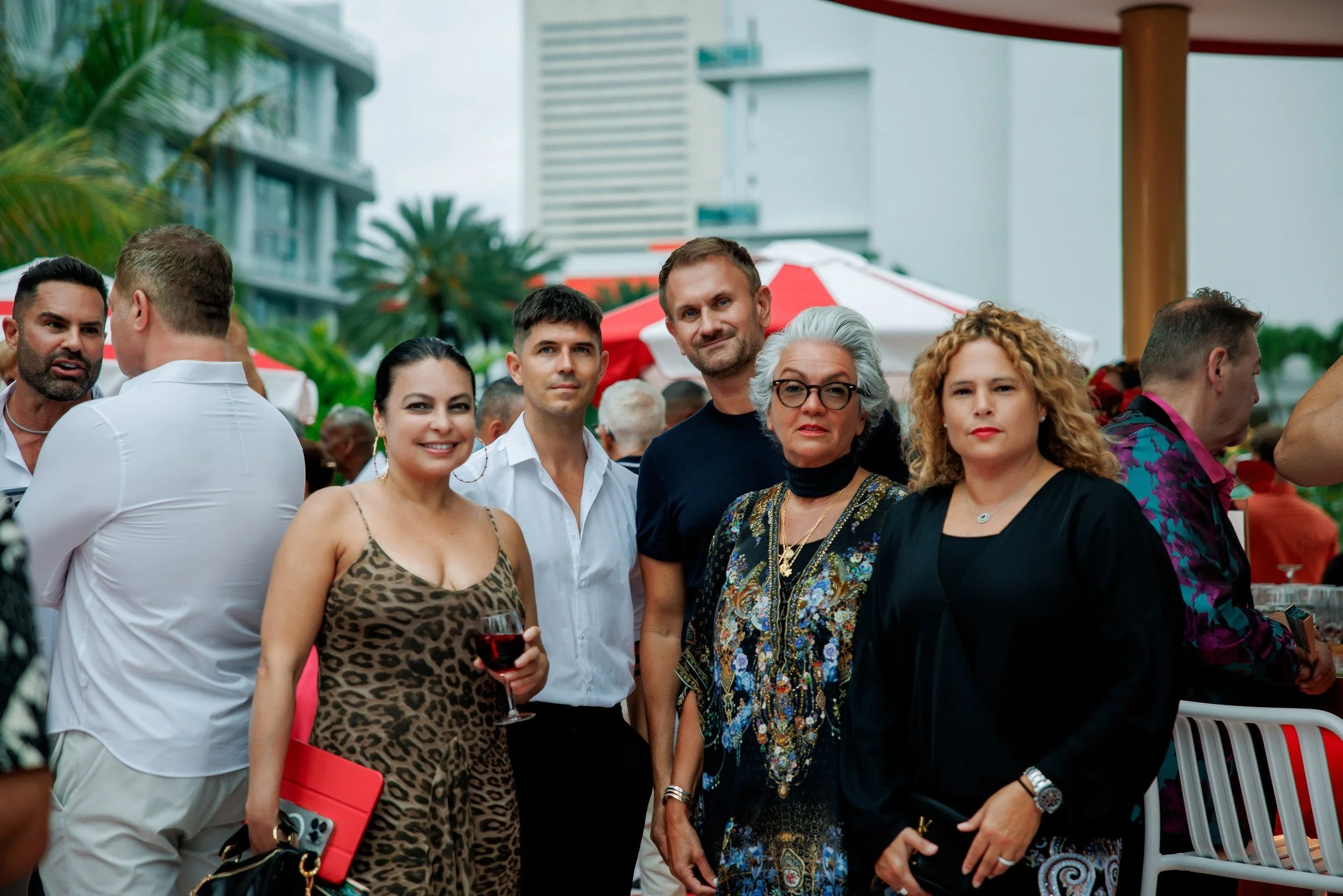 2H5A2163_resized.jpg