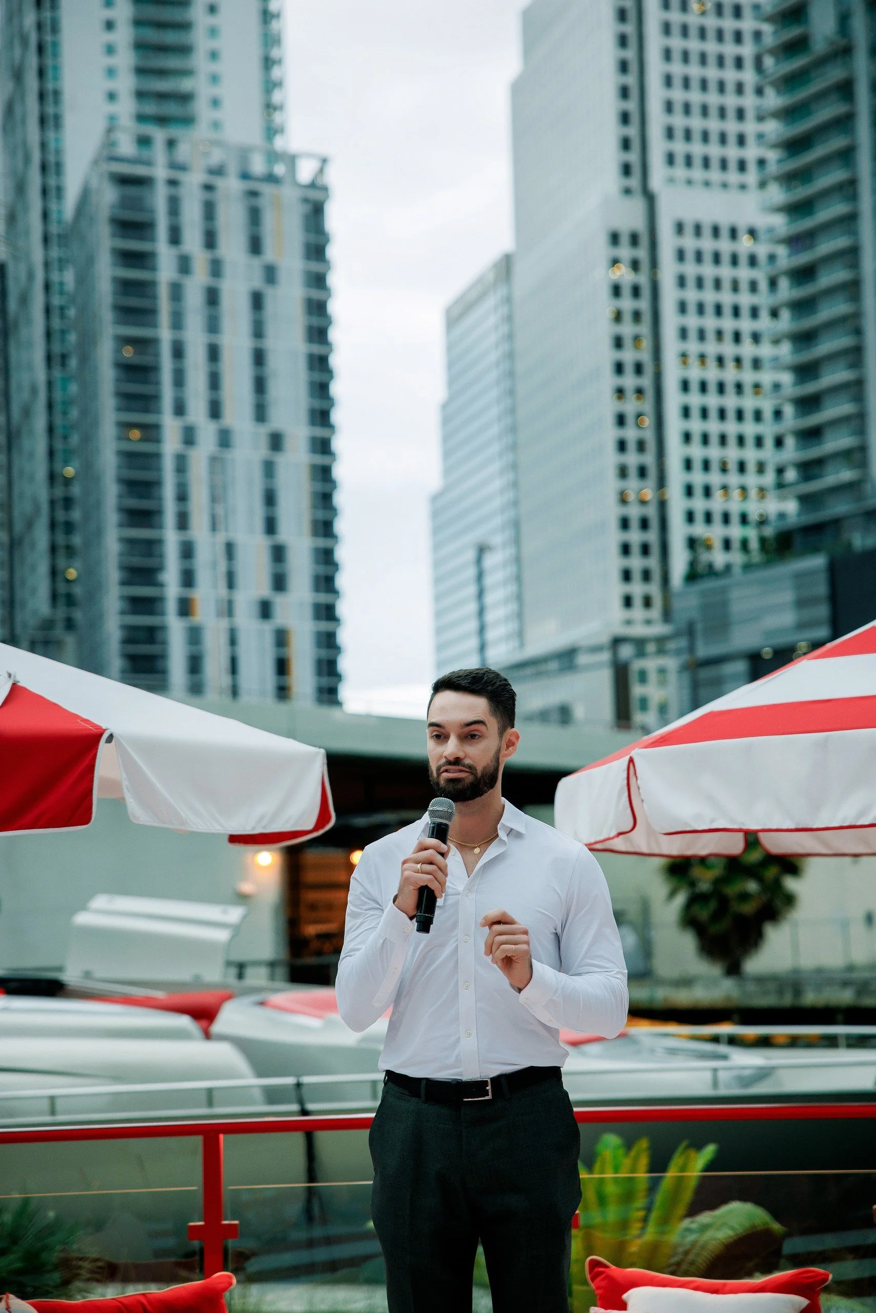 2H5A2573_resized.jpg