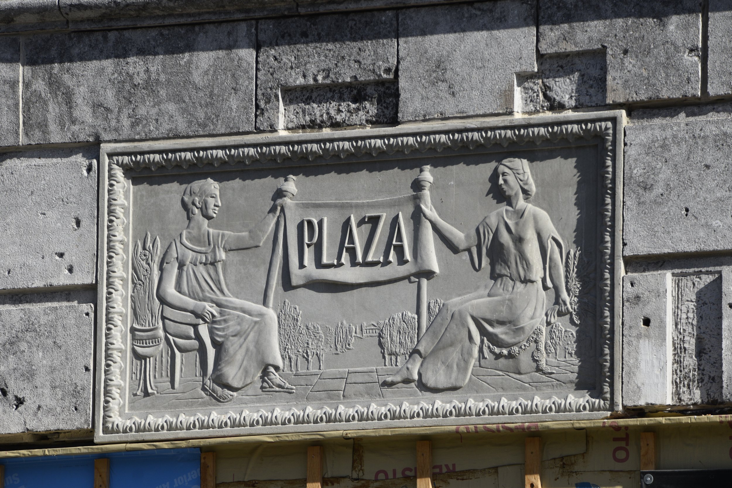 Théatre plaza (5).JPG