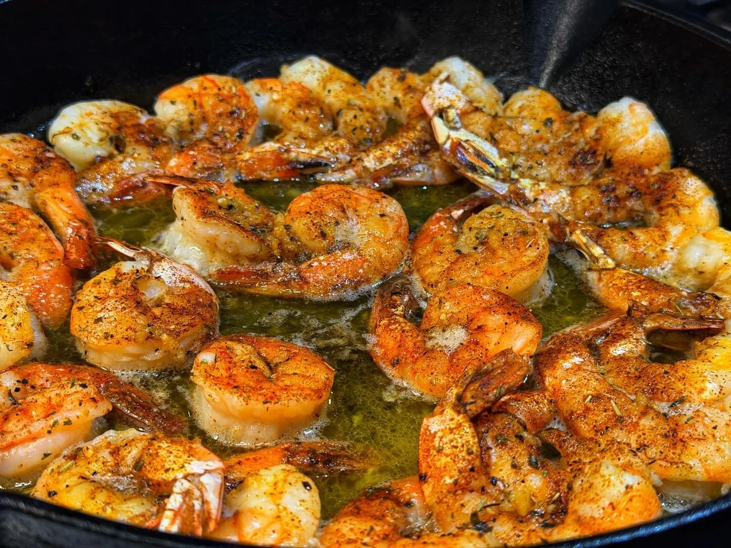 Low Tide the perfect seasoning for your seafood needs.  Doesn&rsquo;t over power the natural flavors of your protein of choice.  Perfect appetizer for NFL Sunday games
#lowtide #shrimp #bigpetesseasonings #nfl