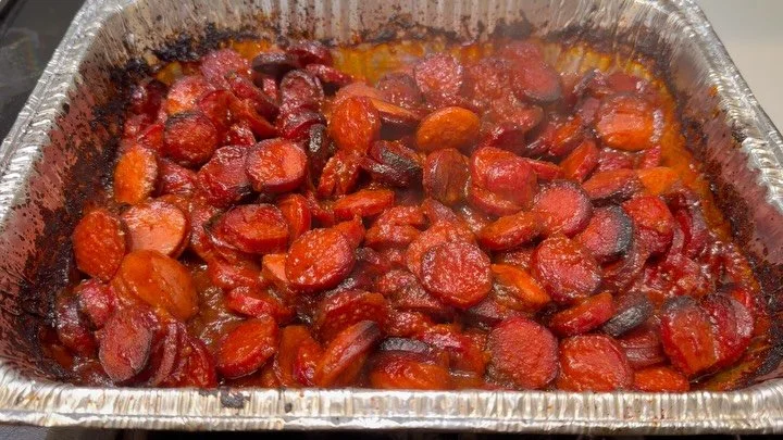 Poormans burnt ends.  Shout out to @mercenarybbq there King David&rsquo;s hotdogs are the best in the industry. 

#burntends #bigpetesseasonings #cajunblast #superbowl