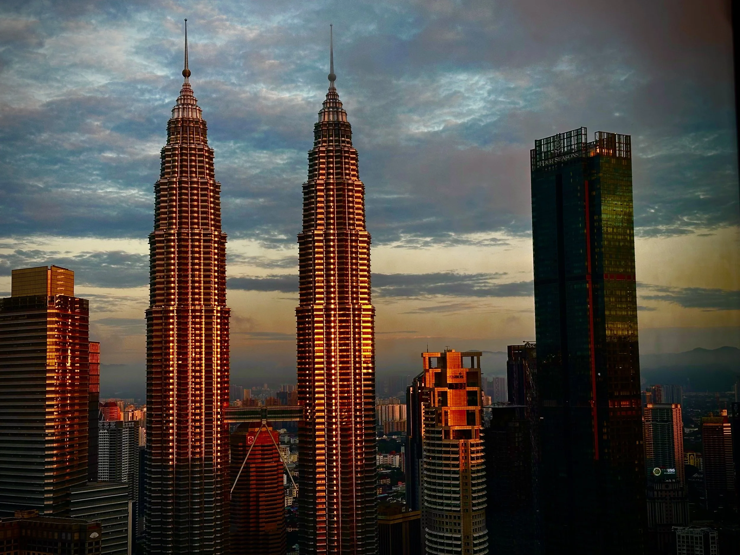Kuala Lumpur , Petronas Towers
