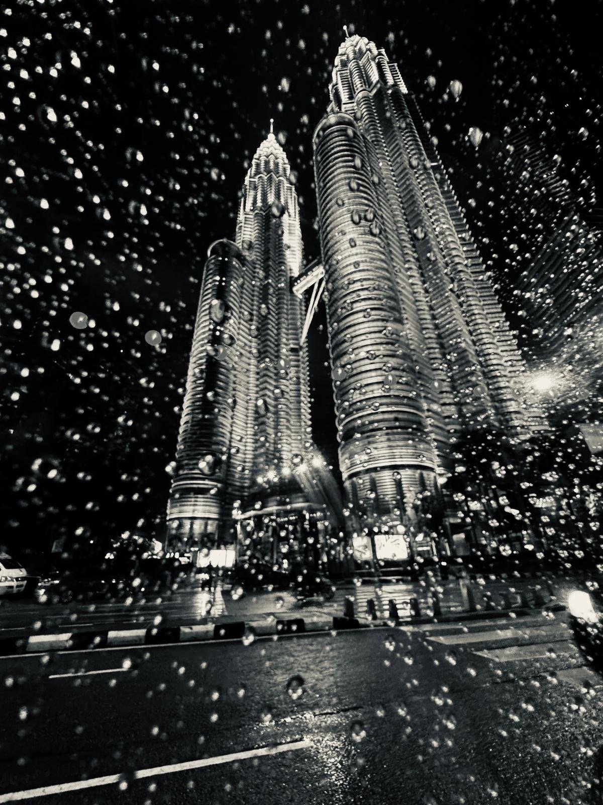 Kuala Lumpur , Petronas Towers