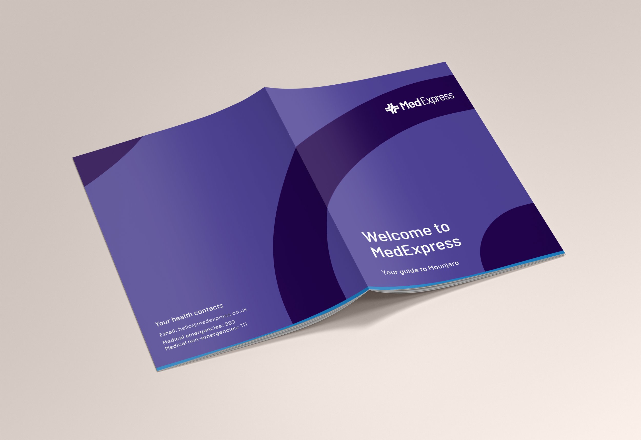 Mockup_A4_Brochure_3.jpg