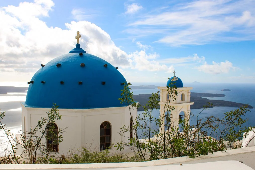 Santorini ist ein beliebtes Ziel bei Auslandsreisen