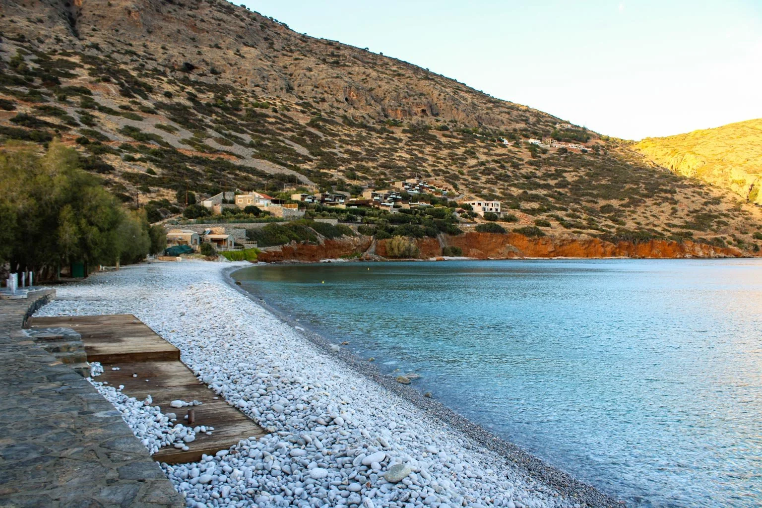 Kieselstrand bei Elounda auf Kreta