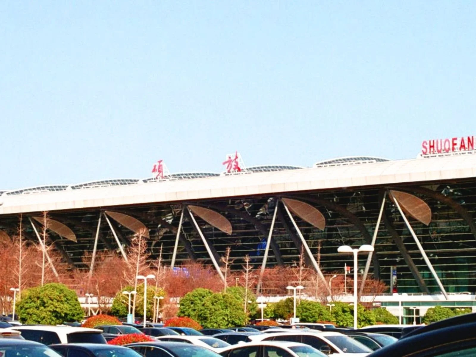 Parkplatz am Flughafen