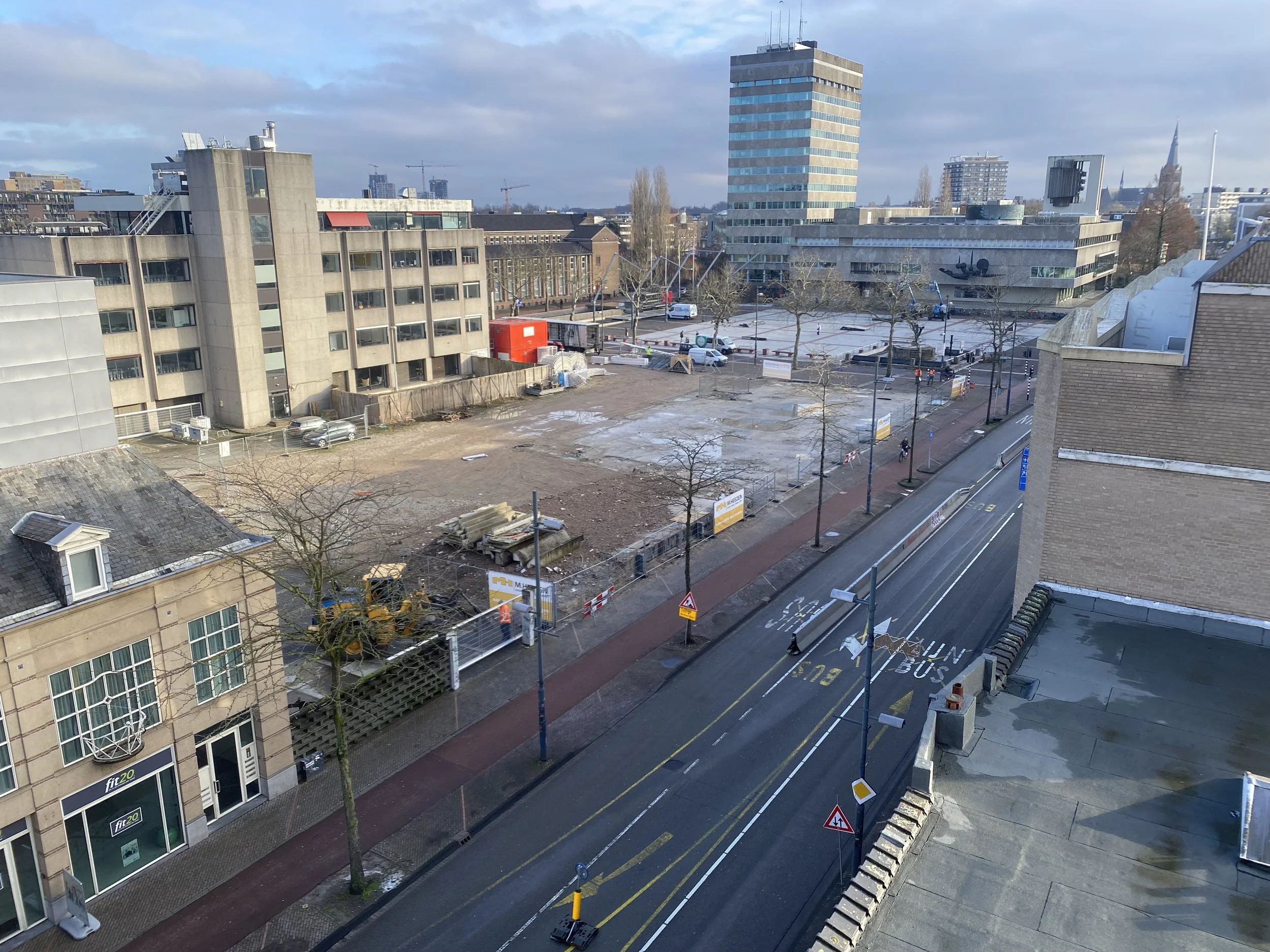 Uitzicht op de locatie van de voormalige Van Mierlo Bank te Eindhoven, die gesloopt is t.b.v. nieuwbouw 