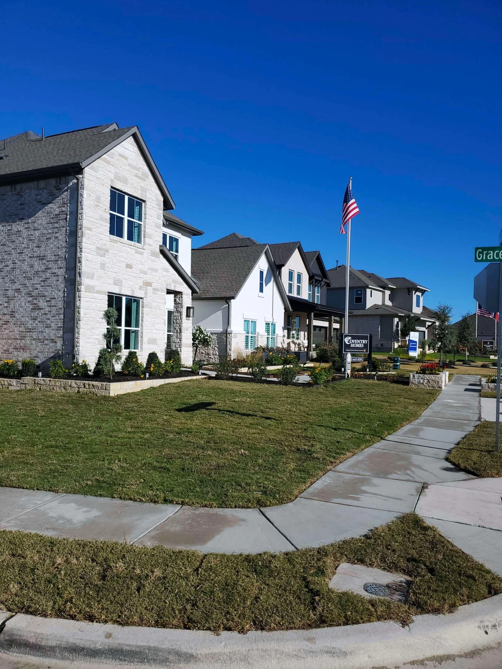 Residential - Coventry- Blackhawk Model Home-15.jpg