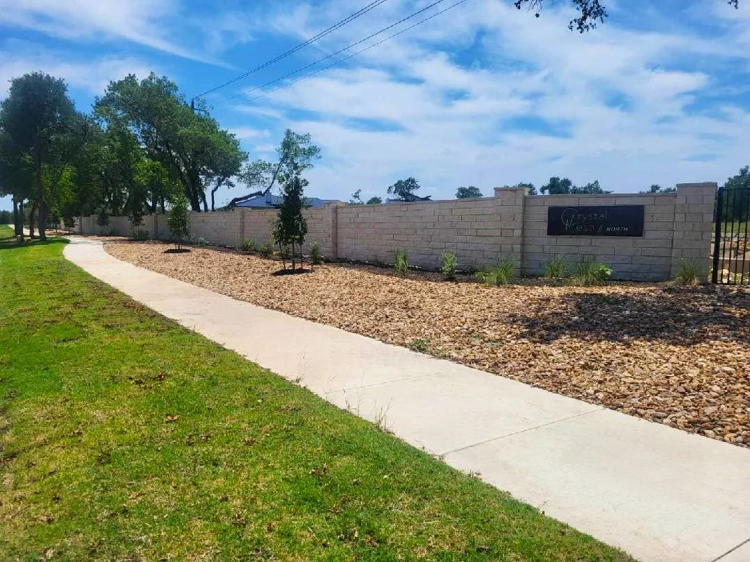 Commercial - Crystal Mesa - Masnsory.jpg