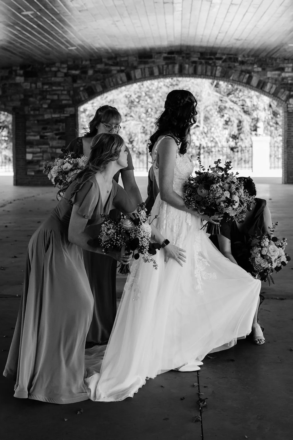  Elegant modern autumn fall rustic barn wedding at The Event on Sunny Brook scenic event venue in Kent, Ohio – indoor rustic barn wedding reception with outdoor ceremony – affordable Columbus Ohio wedding photographer – Central Ohio micro wedding pho