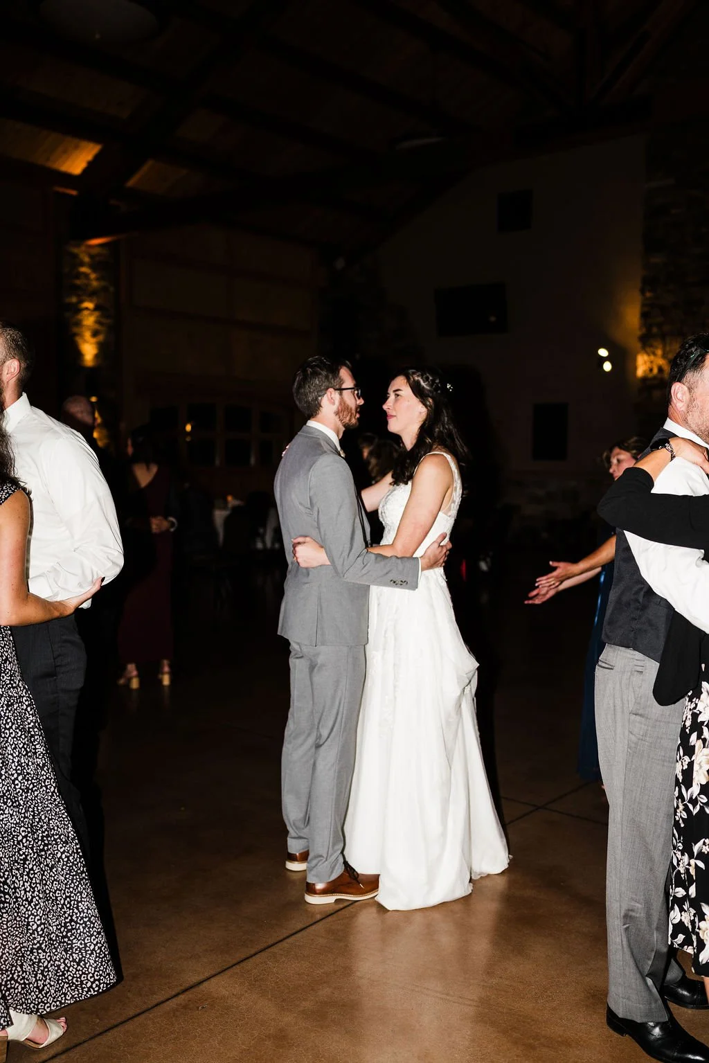  Elegant modern autumn fall rustic barn wedding at The Event on Sunny Brook scenic event venue in Kent, Ohio – indoor rustic barn wedding reception with outdoor ceremony – affordable Columbus Ohio wedding photographer – Central Ohio micro wedding pho