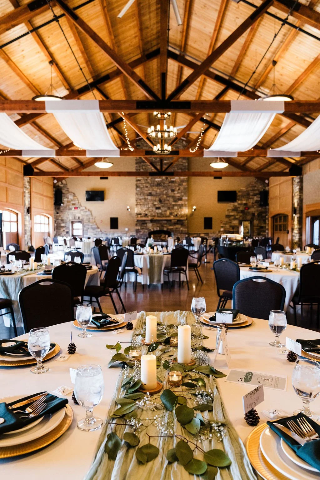  Elegant modern autumn fall rustic barn wedding at The Event on Sunny Brook scenic event venue in Kent, Ohio – indoor rustic barn wedding reception with outdoor ceremony – affordable Columbus Ohio wedding photographer – Central Ohio micro wedding pho