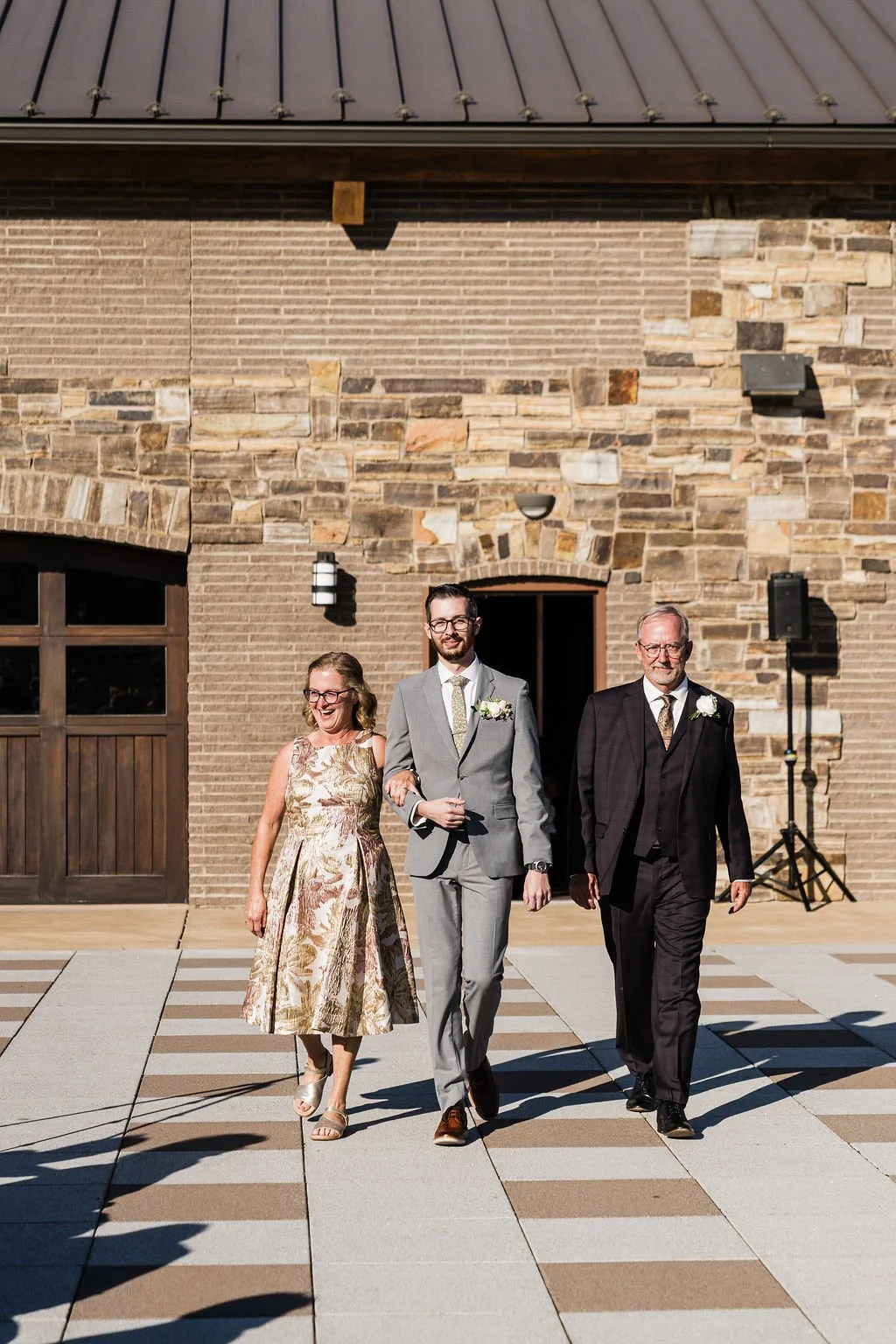  Elegant modern autumn fall rustic barn wedding at The Event on Sunny Brook scenic event venue in Kent, Ohio – indoor rustic barn wedding reception with outdoor ceremony – affordable Columbus Ohio wedding photographer – Central Ohio micro wedding pho