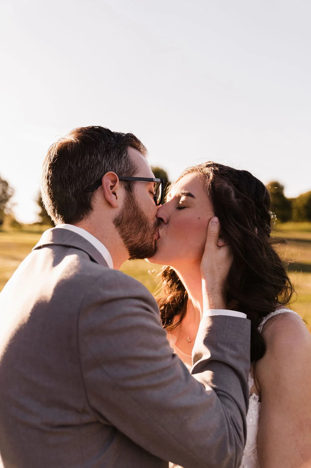  Elegant modern autumn fall rustic barn wedding at The Event on Sunny Brook scenic event venue in Kent, Ohio – indoor rustic barn wedding reception with outdoor ceremony – affordable Columbus Ohio wedding photographer – Central Ohio micro wedding pho