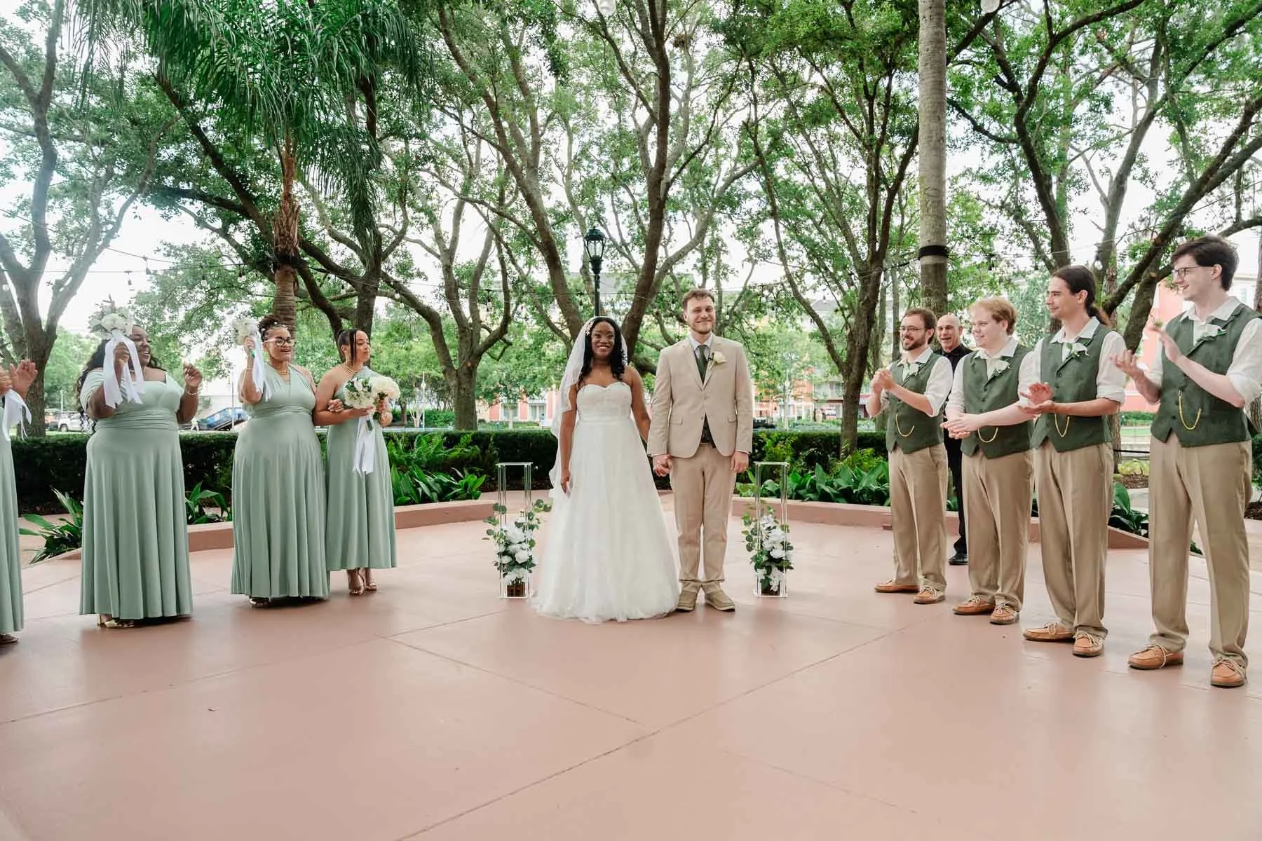 alex-conner-walt-disney-world-swan-author-made-photo-404777.jpg