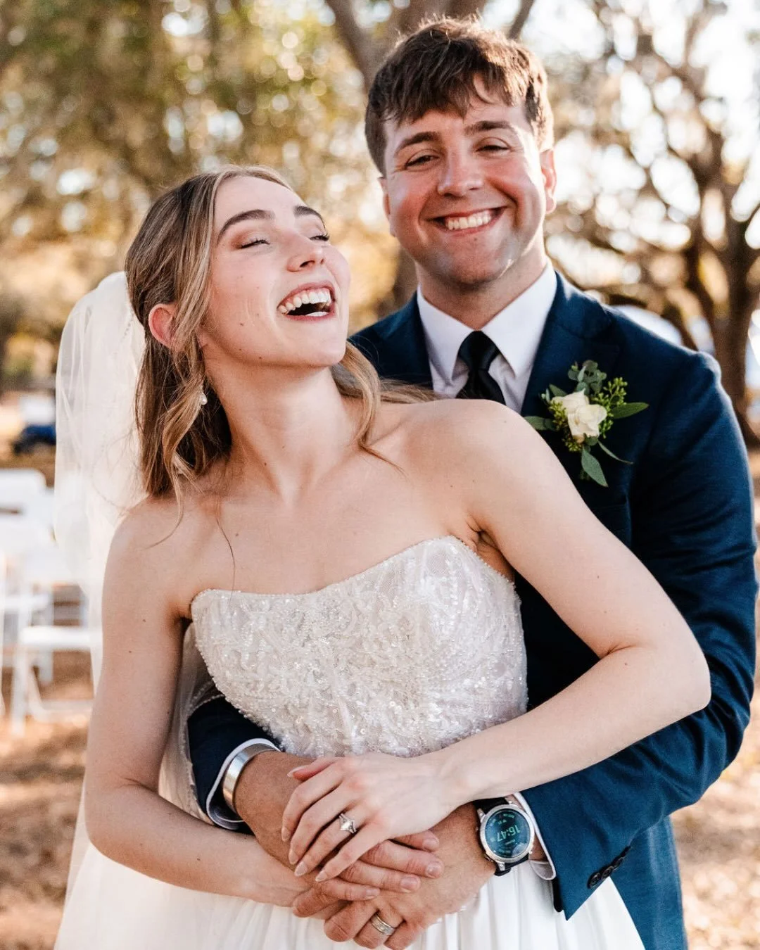 There&rsquo;s something incredibly special about home weddings. Amber and Phillip got married on a friend&rsquo;s property in Arcadia (located in rural Florida about two hours south of Orlando), and it gave them the space to bring their people togeth