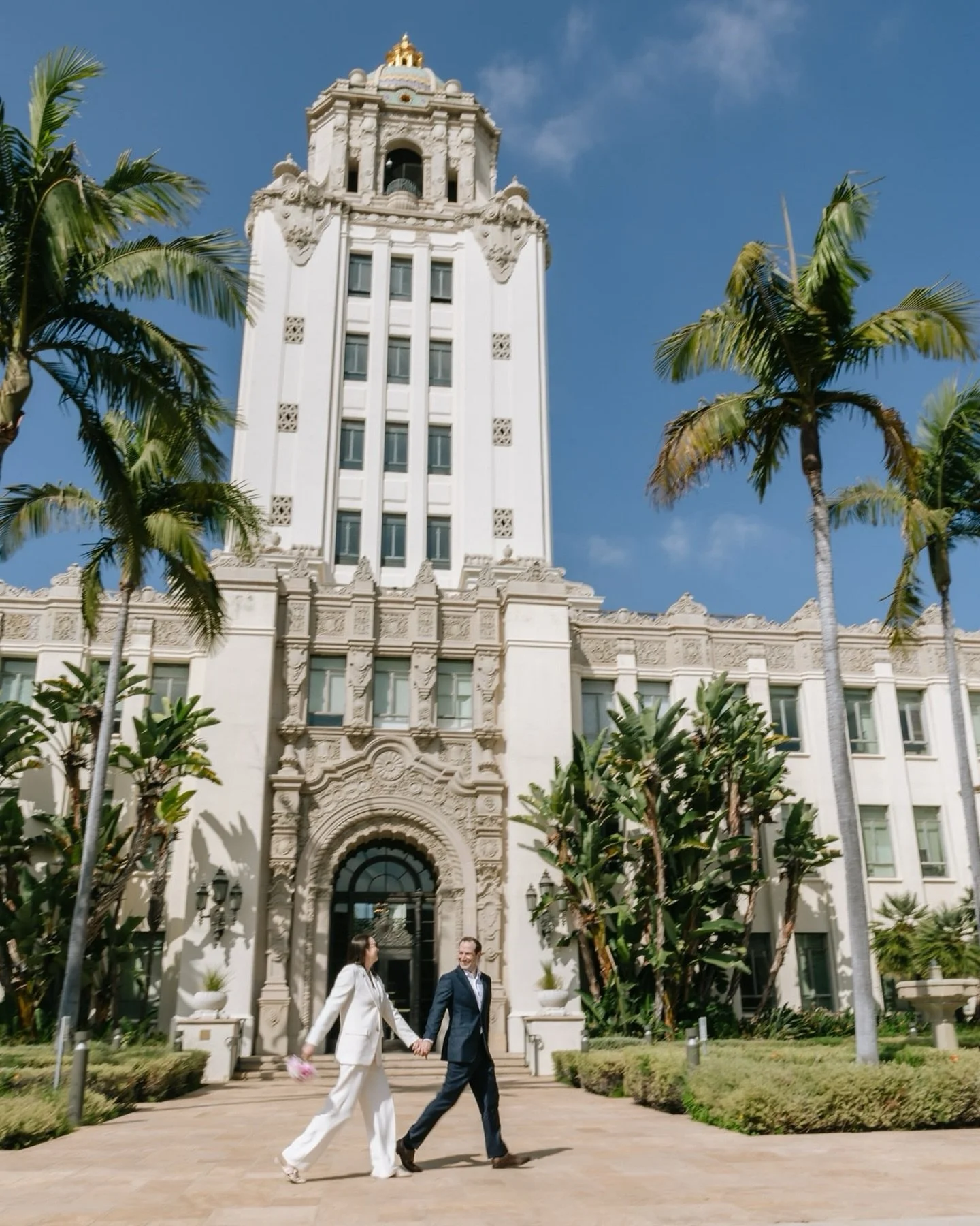 Springtime Beverly Hills Courthouse Wedding Day 📸 Photographed A+A&rsquo;s intimate ceremony complete with a little tour of Beverly Hills &mdash; including an homage to one of the most iconic films set in Beverly Hills &hearts;️