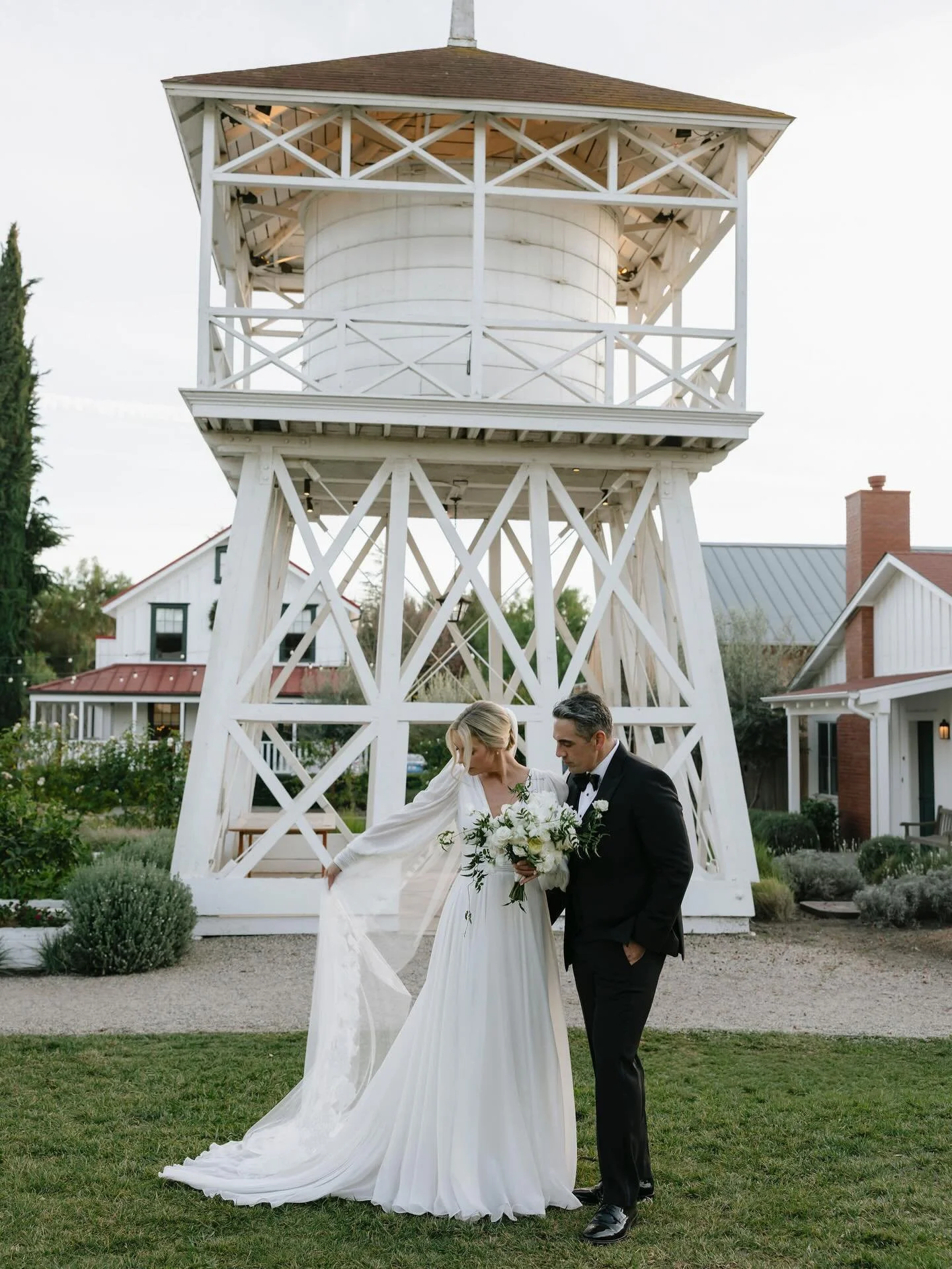 Ending my 2025 on the most meaningful note with a love-filled, intimate December wedding at The Inn at Mattei&rsquo;s Tavern in Los Olivos &mdash; 

Planning @kellypatriceevents 
Venue @matteistavernauberge 
Photography @francescamariaphoto 
Florals 