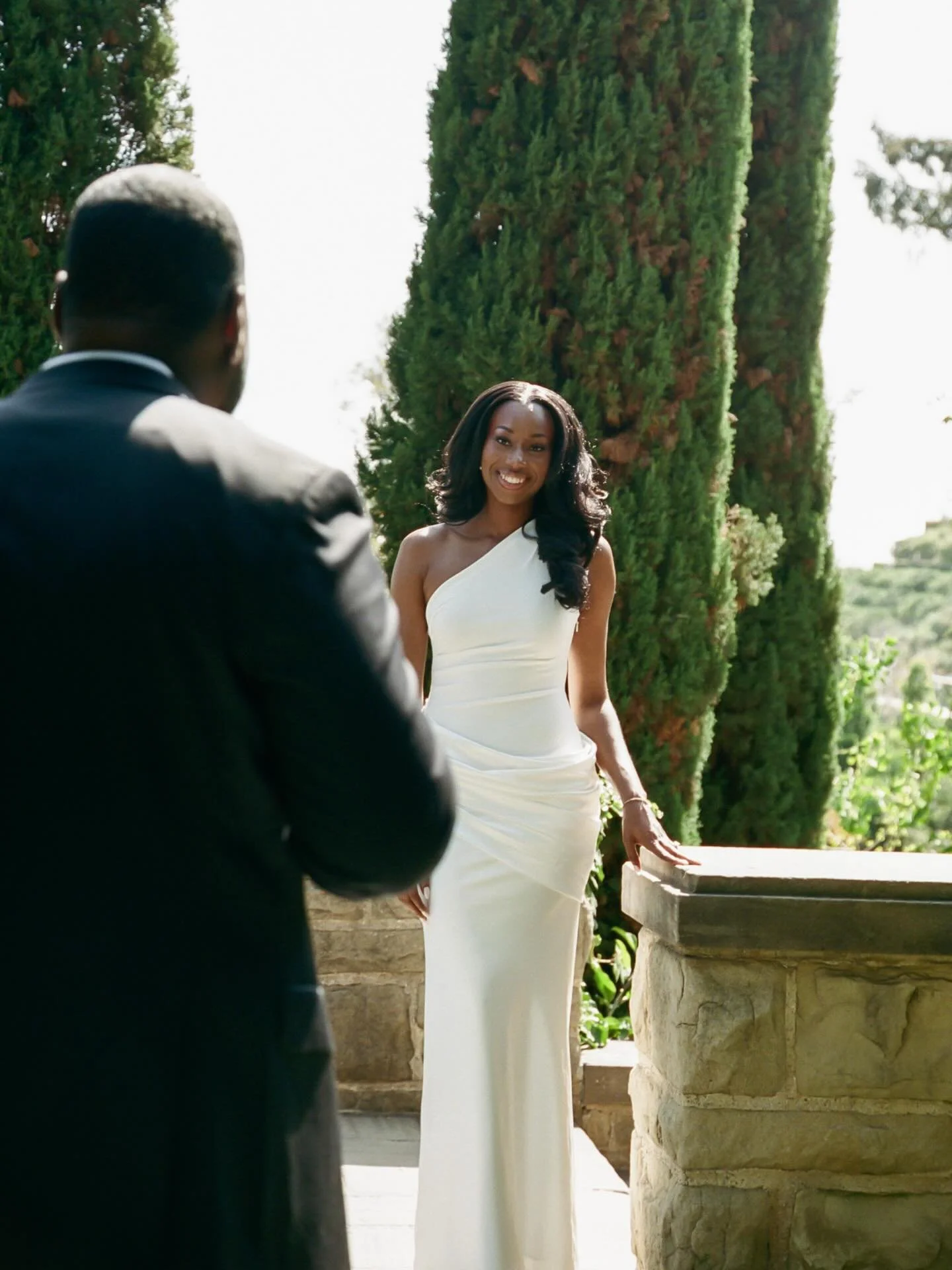 L+C&rsquo;s Greystone Mansion engagement photos ahead of their upcoming Bel-Air Bay Club wedding this fall. When they asked for engagement session location recommendations in Los Angeles, Greystone immediately came to mind. 

What better way to spend
