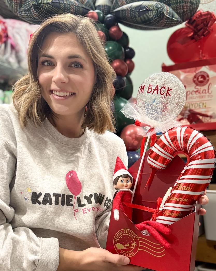 If you&rsquo;ve wondered why I&rsquo;ve been a little quiet in the DMs&hellip; it&rsquo;s because I&rsquo;ve been elbow-deep in ELF ARRIVAL MAGIC for the last two days! 🎄✨
I&rsquo;ve gotten tons of messages asking if it&rsquo;s too late to order &md