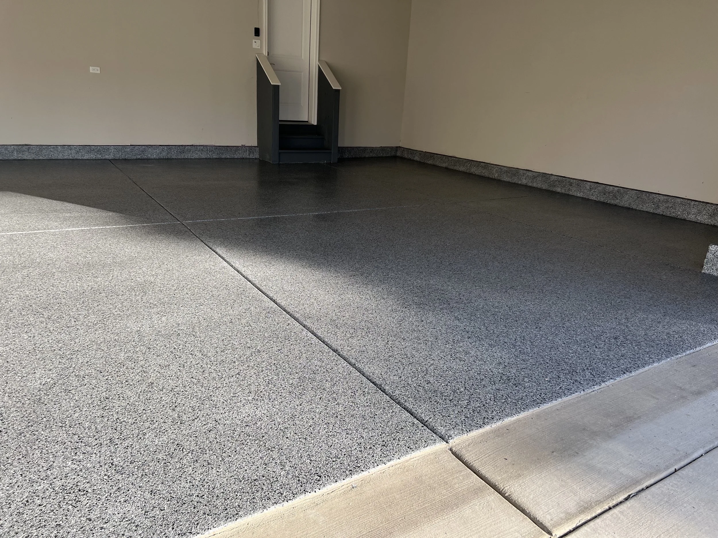 Epoxy Garage Floor Chip Floor Coating Decorative Residential Flooring