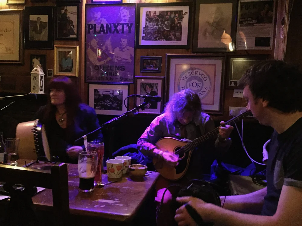 Seisiún at McGann's pub 