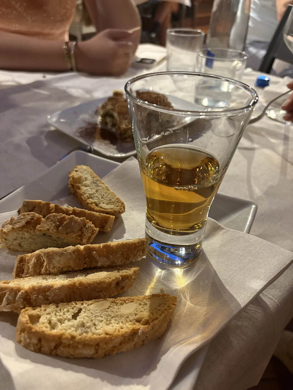 Vin Santo with Cantucci
