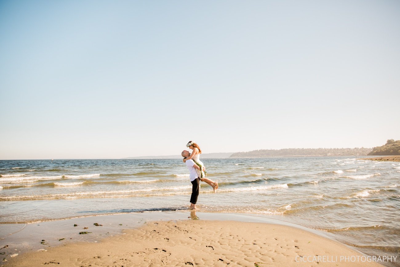 Avé & Skylar | Discovery Park Elopement