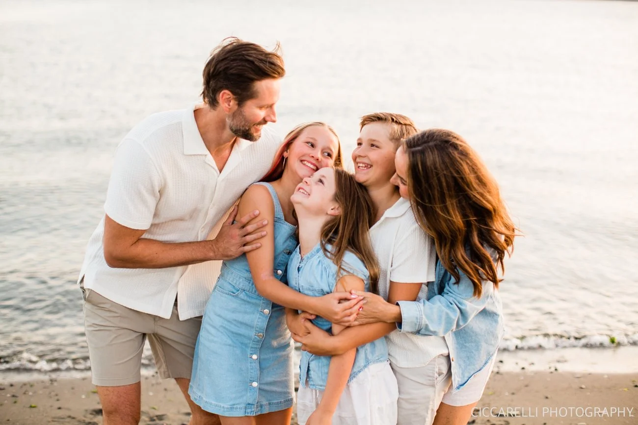 Knudson Family Year 12 | Discovery Park Beach